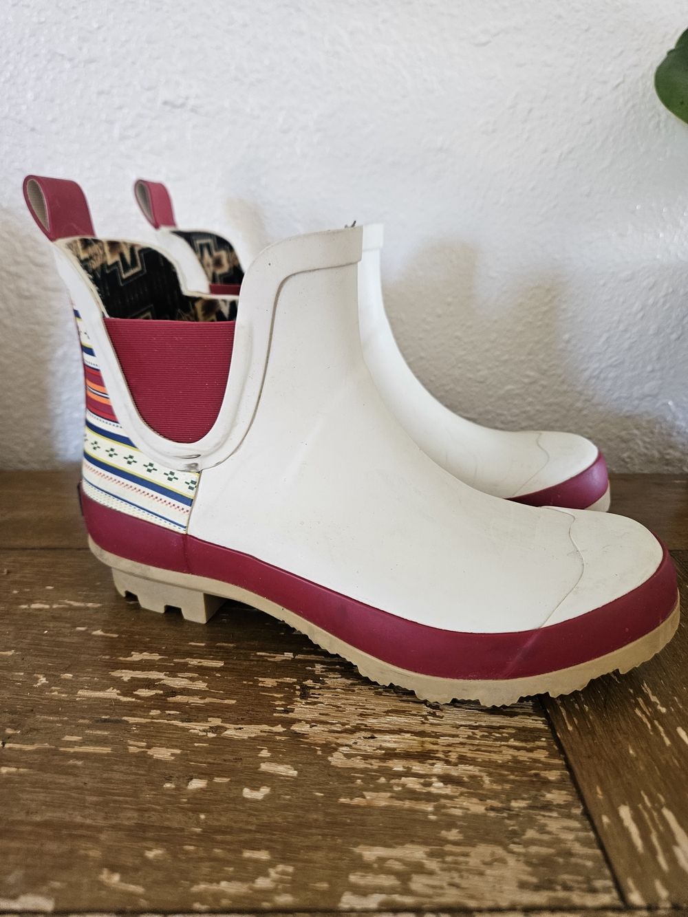 Women's Paloma Stripe Chelsea Rain Boots Striped Spot Clean Comfort Shoes Size 6
